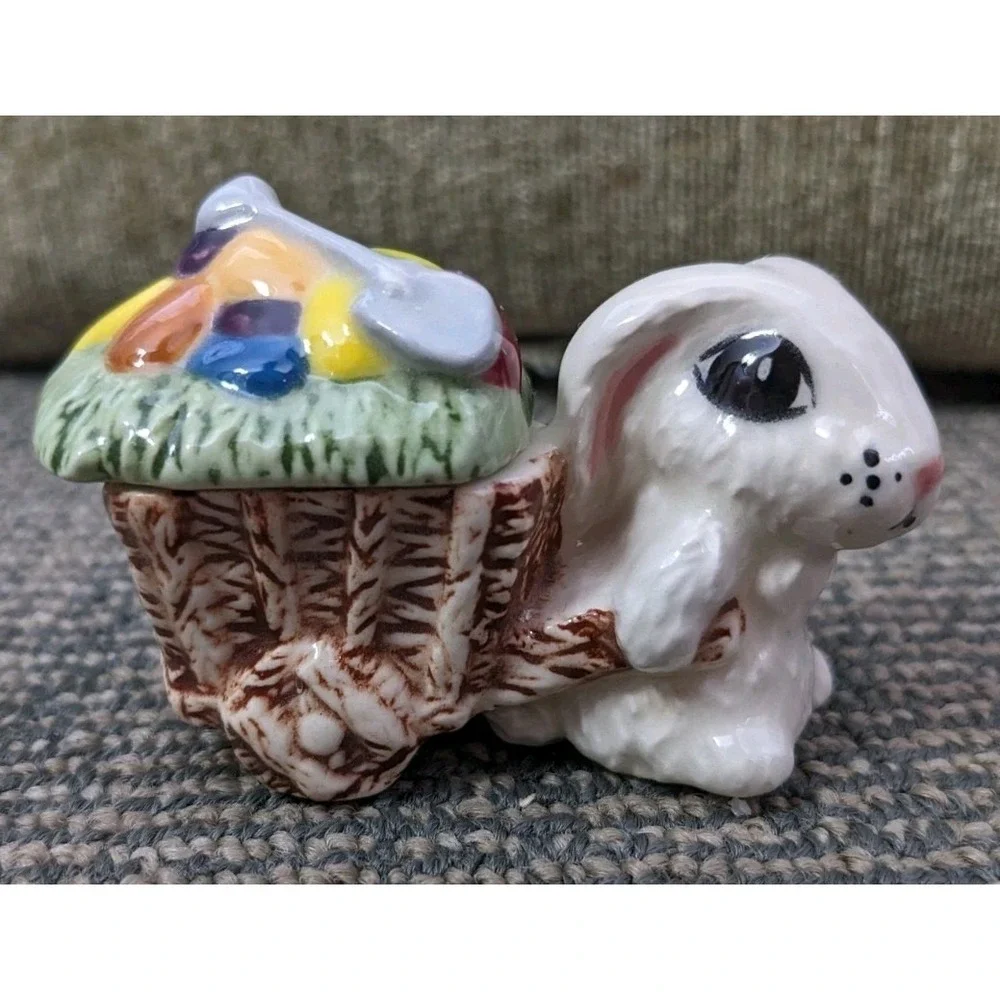 Vtg Mini Ceramic Easter Bunny Rabbit With Wagon Jelly Bean Egg Cart Trinket Dish